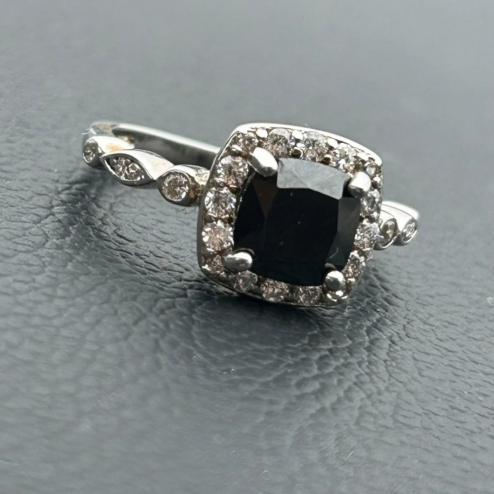 Sterling silver black onyx Women's Ring